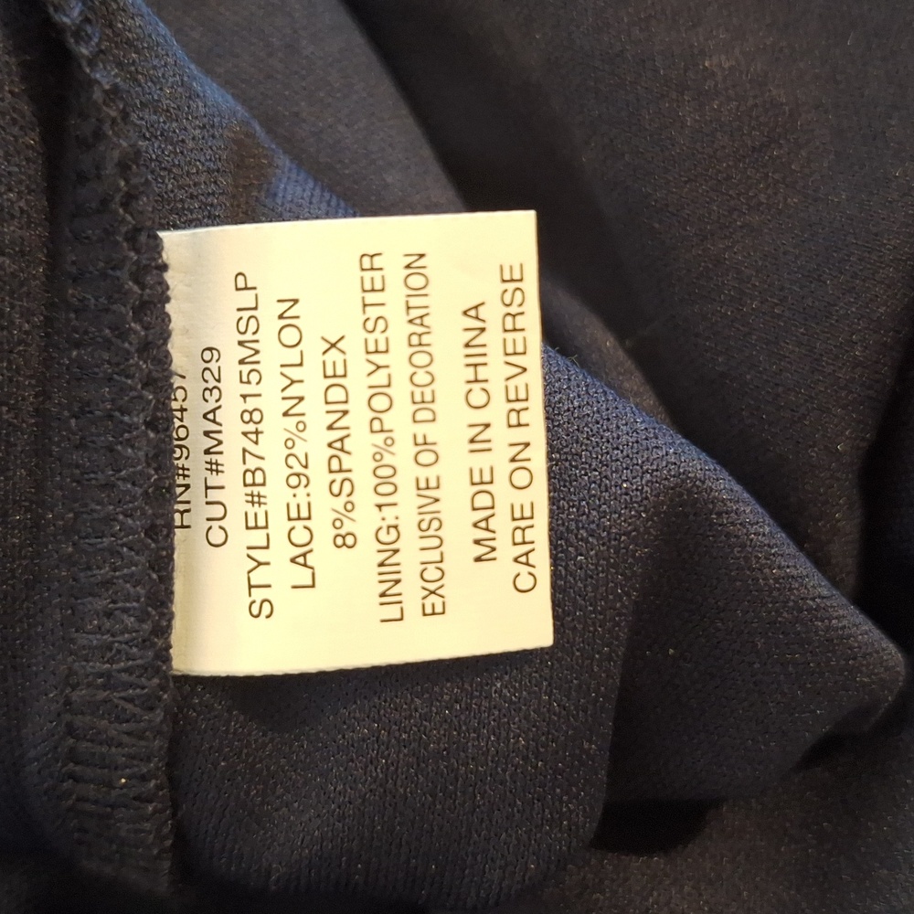 Eyeshadow Elegant Navy Lace Dress 1X NWT *U - Picture 5 of 5